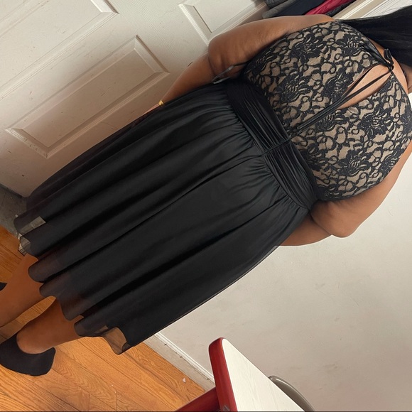 Plus Size - Picture 10 of 16